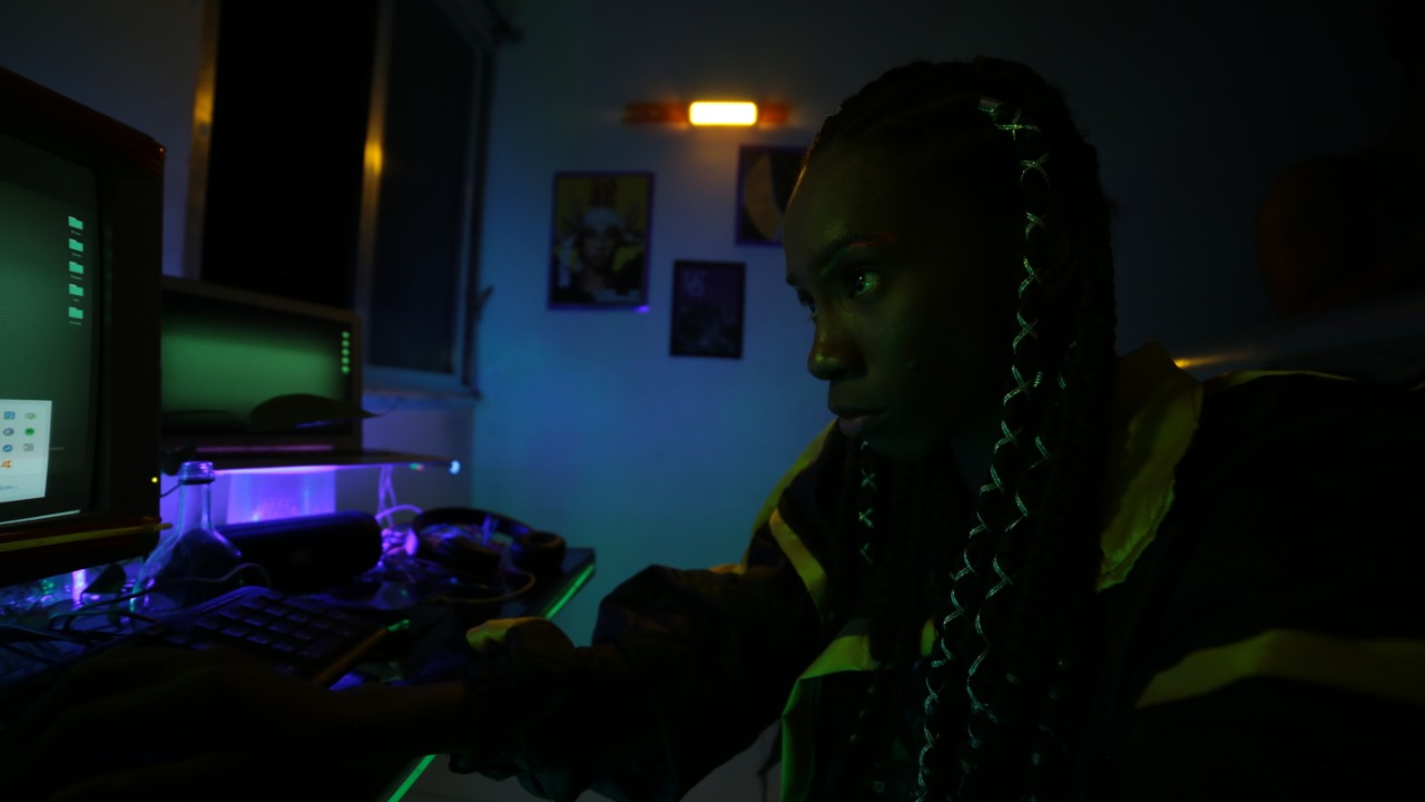 BLACKOUT (2019) – RJ